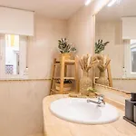 Patio De La Juderia Deluxe Apartman