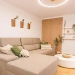 Апартаменти Patio De La Juderia Deluxe Кордова